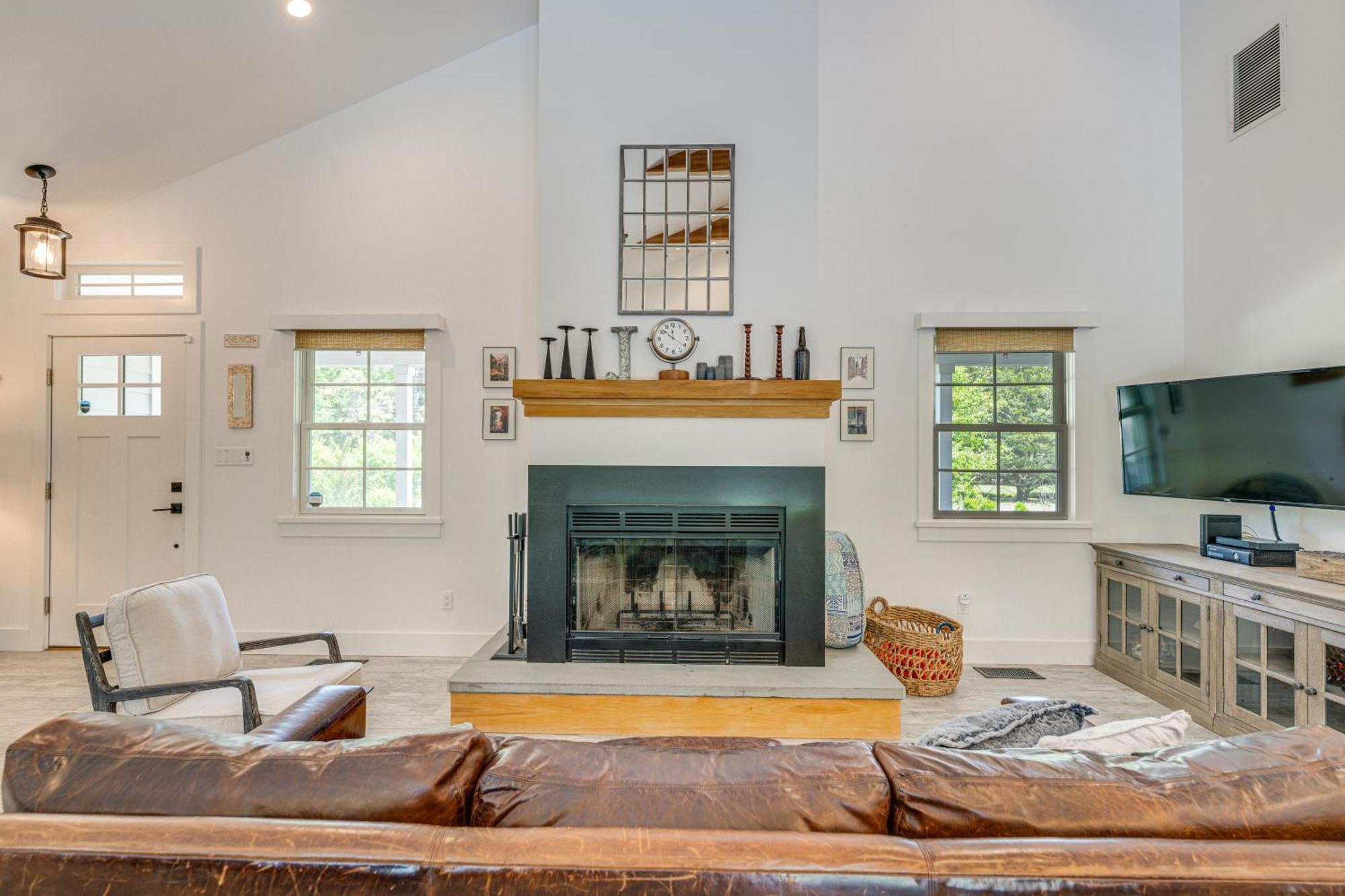 Distinctive Hamptons Home With Pool Near Bay, Ocean Hampton Bays Buitenkant foto